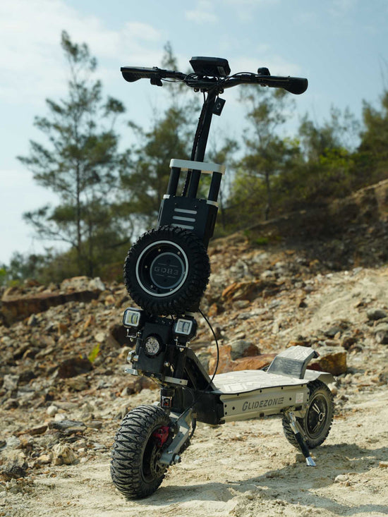 Rooder GlideZone GD83 high-performance electric scooter with 5600W dual motors, 11-inch off-road tires, hydraulic suspension, UL2272 certified 60V 30Ah battery, designed for daily commuting and first-mile/last-mile transportation solutions