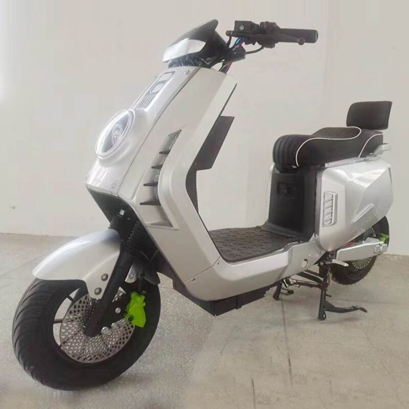 electric scooter electric bike r1011 72v 20ah 130 60-10 CKD