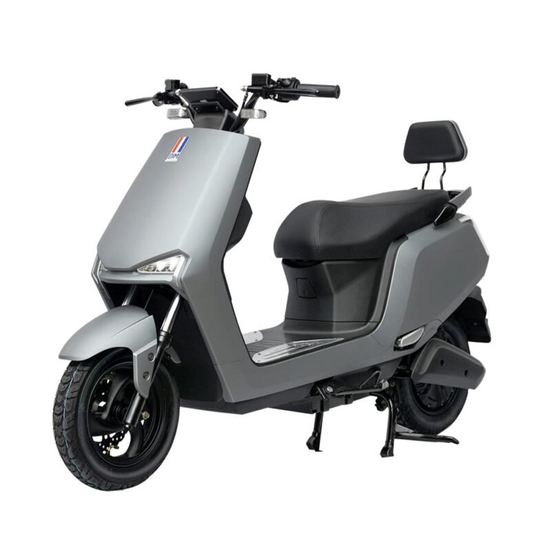 the electric scooter r3037 1kw 2kw 72v 60-80km mileage CKD